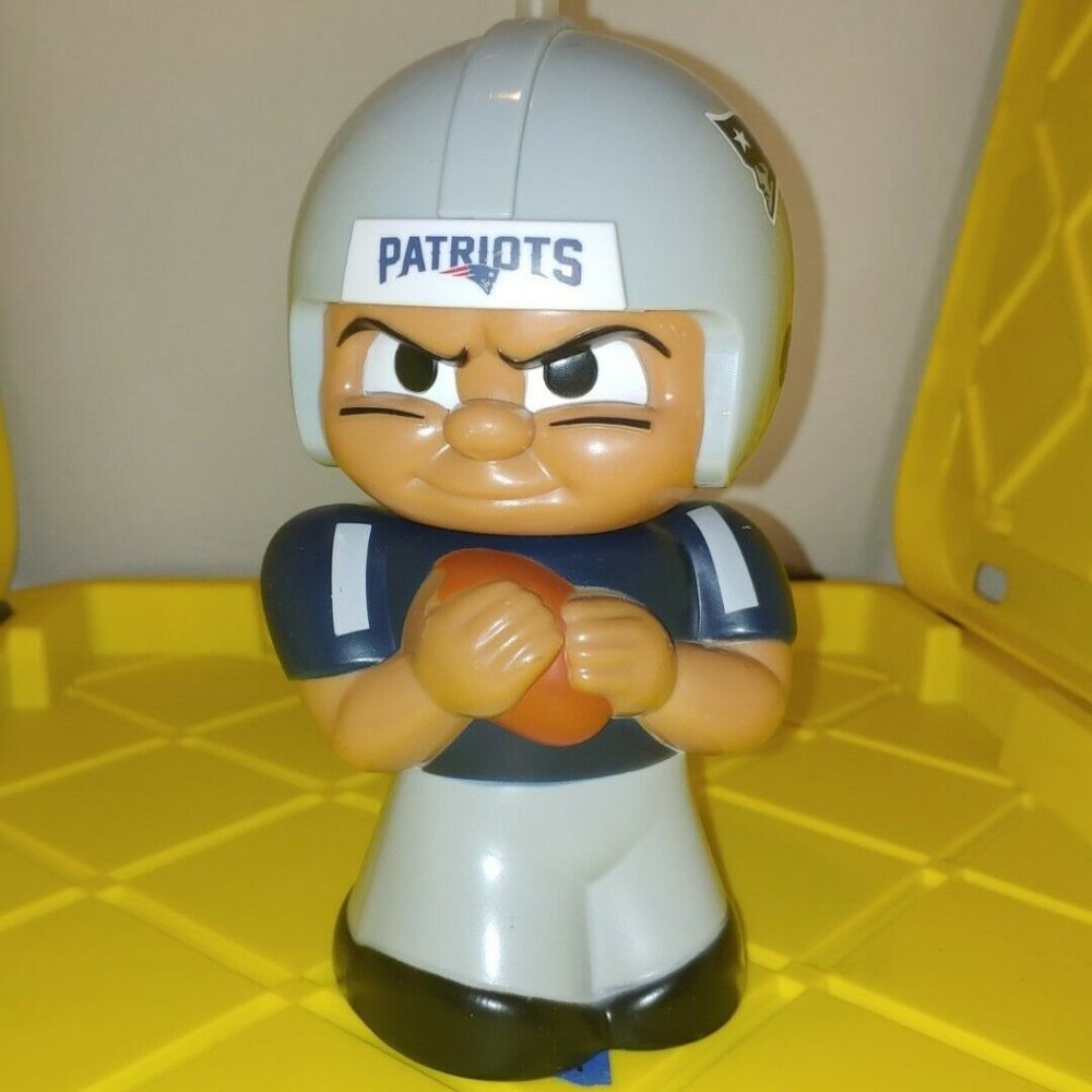 New England Patriots Teenymates NFL Big Sip 16 OZ Character Cup Clean Used